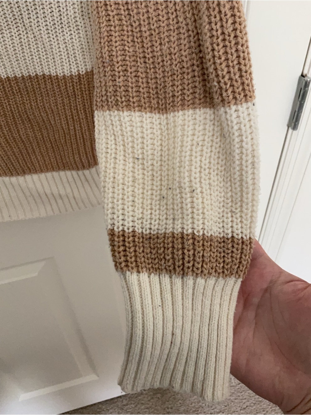 American Eagle Outfitters Striped V-Neck Sweater in Cream and Tan - Picture 3 of 3
